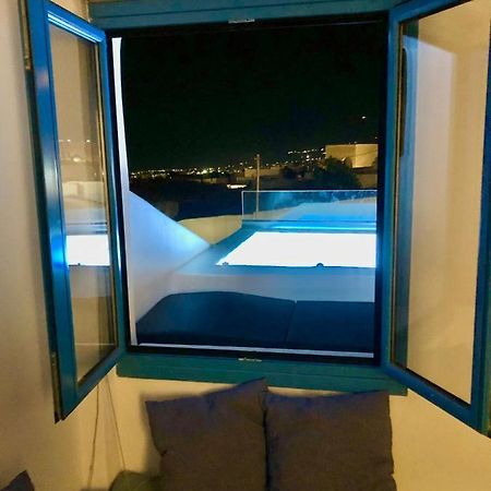 Oldtown Suites Fira Luaran gambar