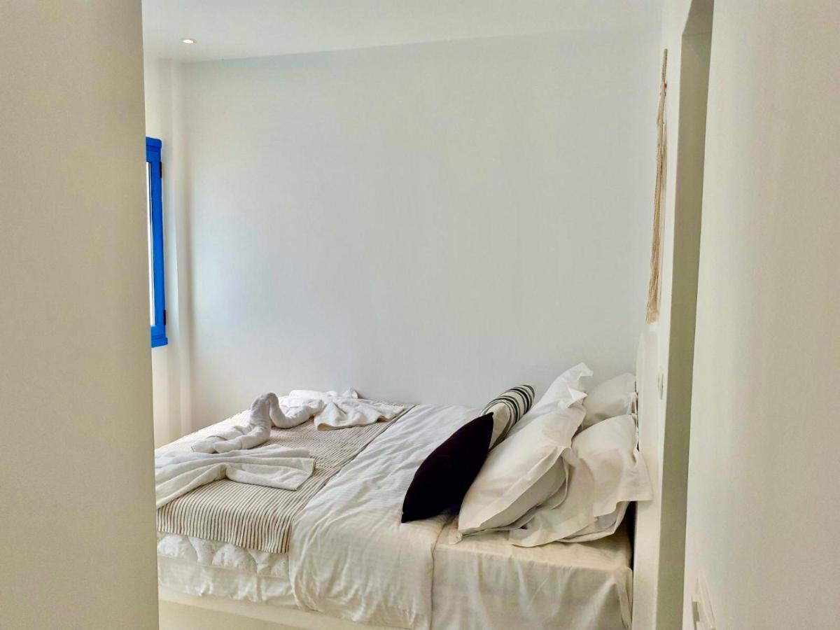 Oldtown Suites Fira Luaran gambar