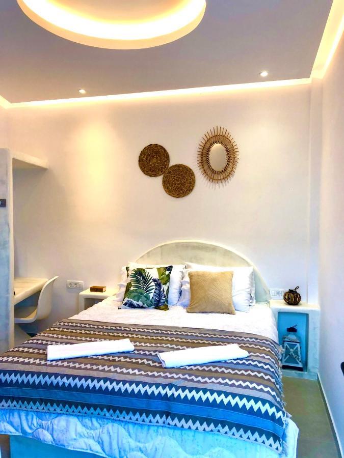 Oldtown Suites Fira Luaran gambar