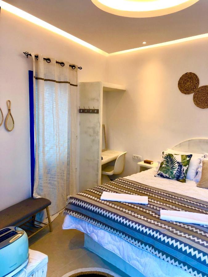 Oldtown Suites Fira Luaran gambar