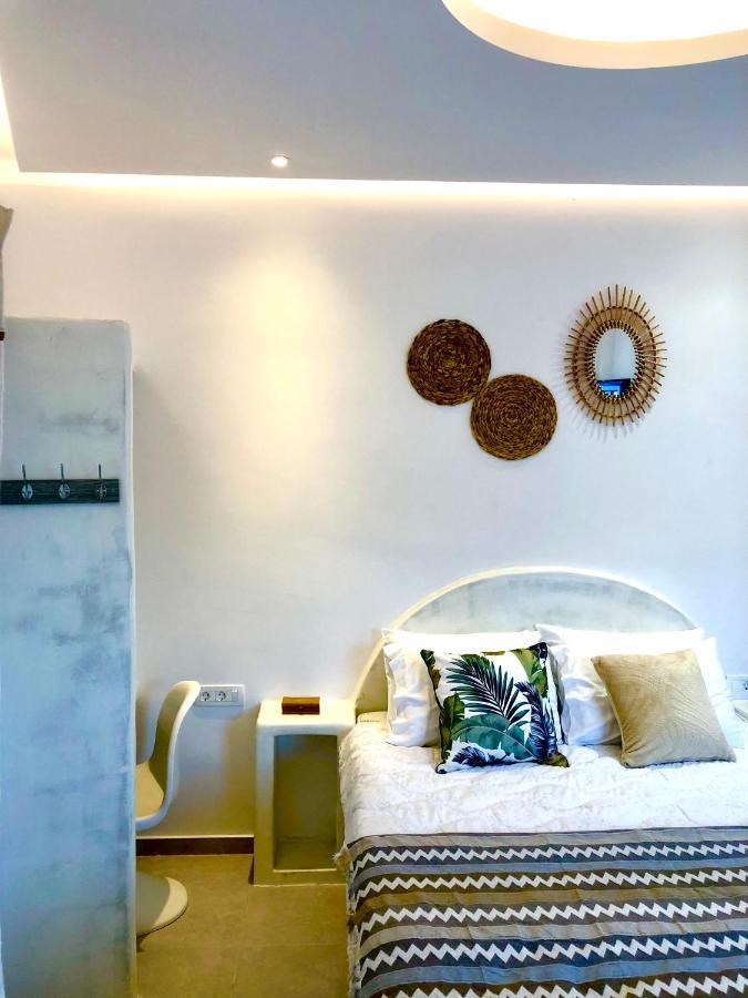 Oldtown Suites Fira Luaran gambar