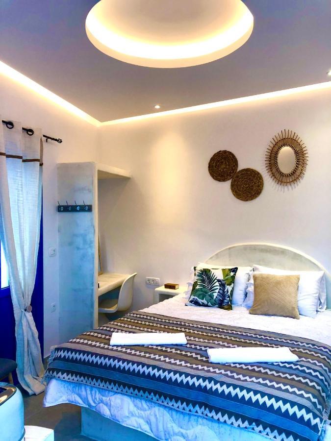 Oldtown Suites Fira Luaran gambar