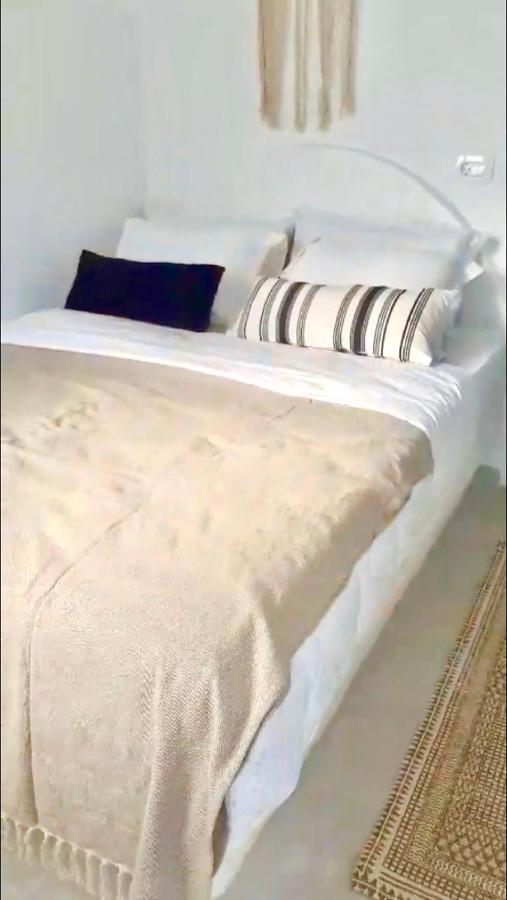 Oldtown Suites Fira Luaran gambar