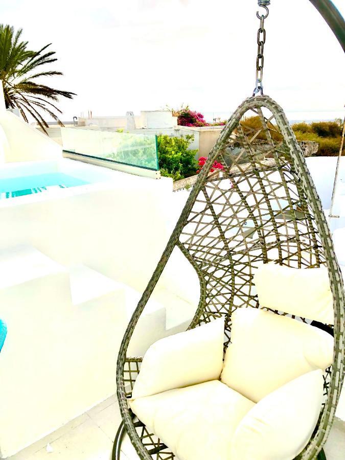 Oldtown Suites Fira Luaran gambar